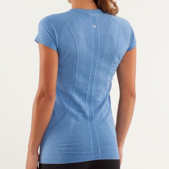 lululemon athletica Tops - Lululemon Run: Swiftly Tech Short Sleeve in Limitless Blue Size 4